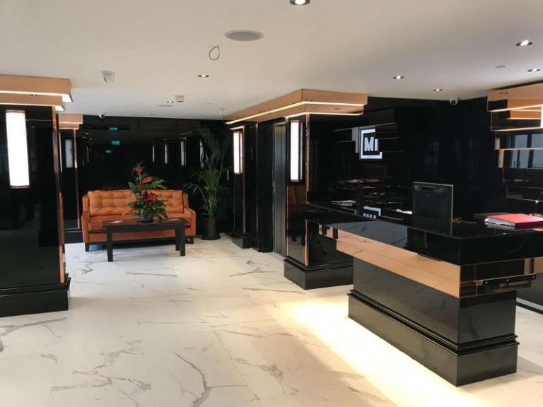 Projects Glass Global Design Bespoke Glass Artwork